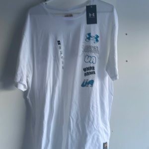 Under Armour UA scoop loose fit limited tshirt